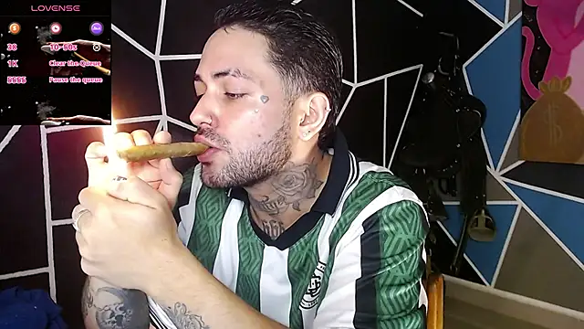 nicolastorres99 online show from 10/26/25, 12:27