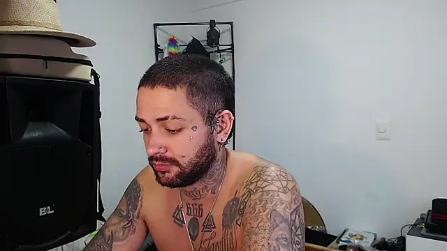 nicolastorres99 online show from 01/07/26, 02:58