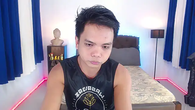 XExtraServiceManX online show from 10/21/25, 12:28