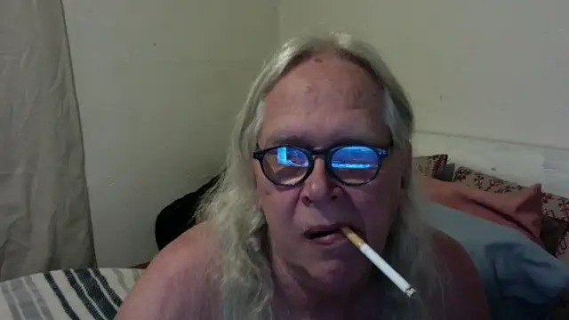OldLadySara online show from 05/23/26, 03:23