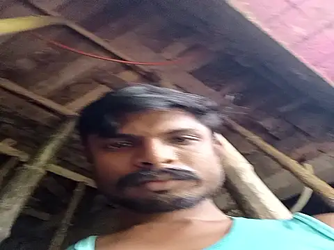 Snapshot of 96Rohon chatting on 10/01/25, 06:19 96Rohon online show from 10/01/25, 06:19