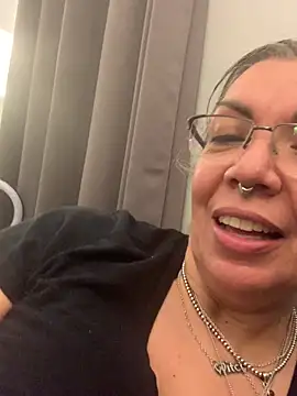 dieseldame1313 online show from 03/13/26, 12:50