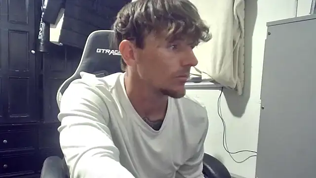 Robbin Bnks online show from 09/21/25, 06:04