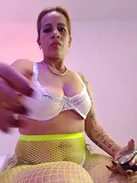 Alisson Milf online show from 02/25/26, 04:11