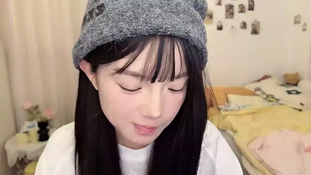 Momo-xx online show from 01/08/26, 12:35