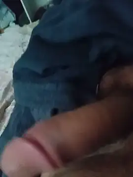 Snapshot of broncador chatting on 07/25/26, 07:11 broncador online show from 07/25/26, 07:11