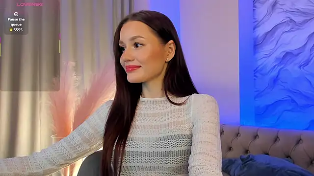 Aria Mila online show from 11/20/25, 03:07