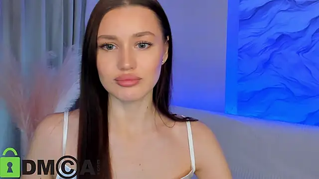 Aria Mila online show from 12/14/25, 11:26