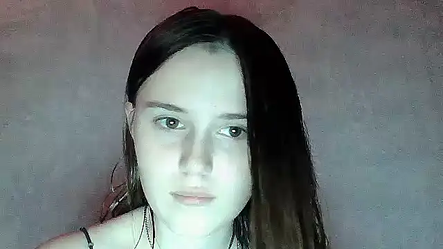 SweetLoraa online show from 10/28/25, 12:36