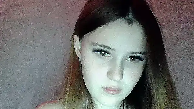 SweetLoraa online show from 11/06/25, 04:19