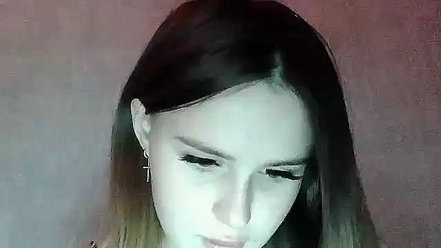 SweetLoraa online show from 11/29/25, 09:18