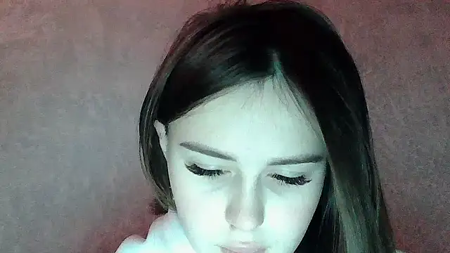 SweetLoraa online show from 02/06/26, 03:59