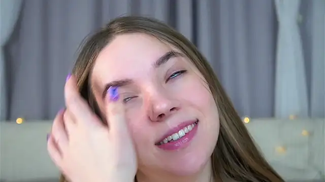 KarriBrownd online show from 01/12/26, 01:11