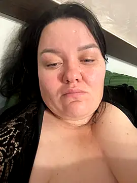 SunnyLeila2101 online show from 10/28/25, 06:32