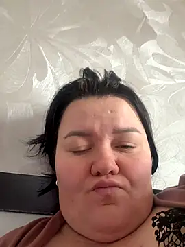 SunnyLeila2101 online show from 12/03/25, 10:35