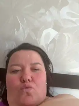 SunnyLeila2101 online show from 04/06/26, 10:27