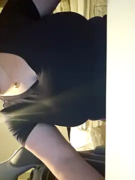 Snapshot of itsCuteTits chatting on 11/05/25, 05:24 itsCuteTits online show from 11/05/25, 05:24