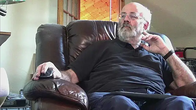 janzer13 online show from 11/24/25, 02:39