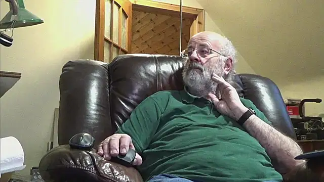 janzer13 online show from 12/05/25, 02:47