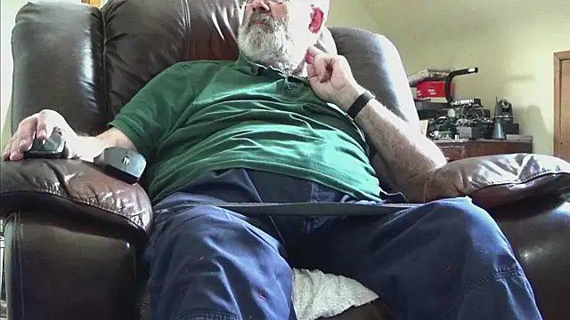 janzer13 online show from 04/19/26, 01:10