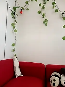 Snapshot of Maia_0 chatting on 10/30/25, 07:14 Maia 0 online show from 10/30/25, 07:14