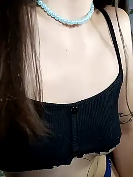 Maia 0 online show from 12/14/25, 03:17