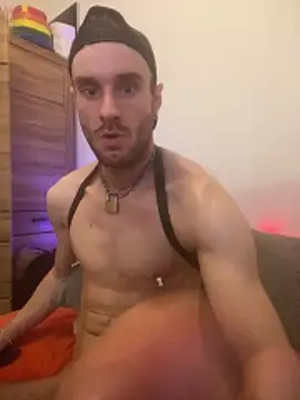 sexbooy27 online show from 12/04/25, 11:24