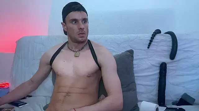 sexbooy27 online show from 02/03/26, 11:48