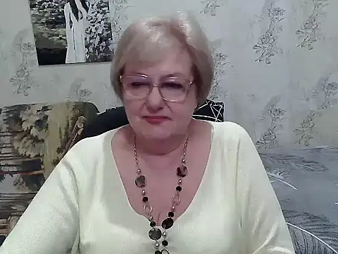 Renata62011 online show from 04/20/26, 07:04