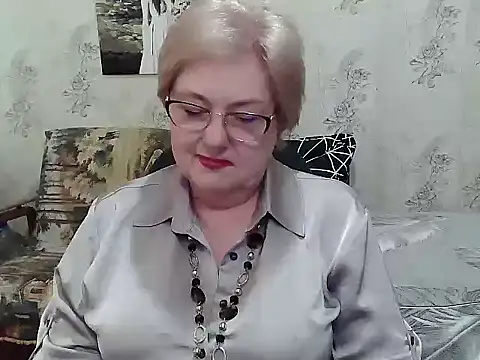 Renata62011 online show from 05/18/26, 12:55