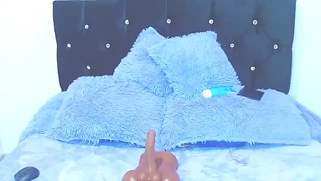 Gabi Jhons 23 online show from 10/29/25, 12:18