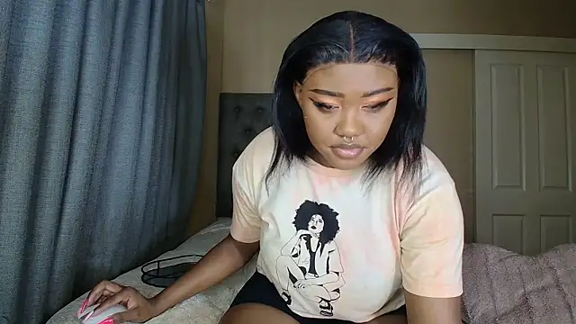 nanababe1 online show from 02/02/26, 08:13