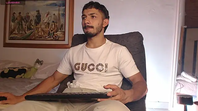 ArturoCardona  online show from 02/25/26, 08:57