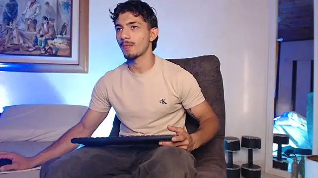 Snapshot of ArturoCardona_ chatting on 04/23/26, 12:29 ArturoCardona online show from 04/23/26, 12:29