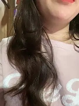 Snapshot of Linda288 chatting on 02/18/26, 03:46 Linda288 online show from 02/18/26, 03:46