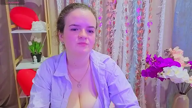 Luisa Rosee online show from 02/17/26, 06:36