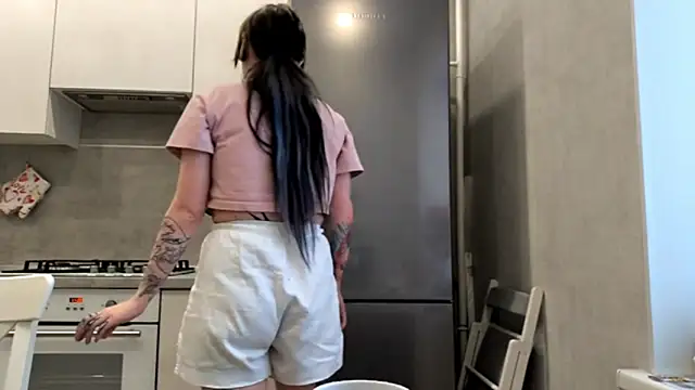 HighelikeGirl online show from 03/02/26, 06:14