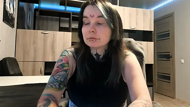 HighelikeGirl online show from 03/25/26, 03:07