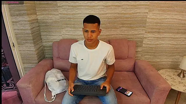 KingStark  online show from 10/11/25, 11:20