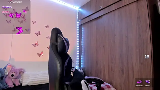 tiffany sofia 1 online show from 01/13/26, 08:03