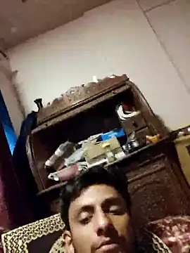 Snapshot of yung_cplz chatting on 02/22/26, 12:36 yung cplz online show from 02/22/26, 12:36