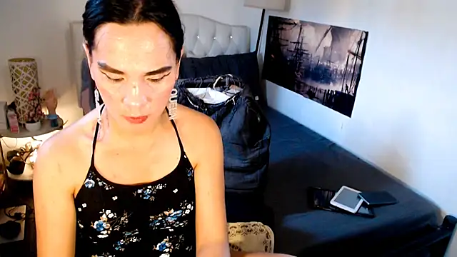Snapshot of NinaDOM4CUM chatting on 05/16/26, 12:51 NinaDOM4CUM online show from 05/16/26, 12:51