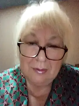 Alexia64231 online show from 11/03/25, 09:05