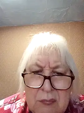 Alexia64231 online show from 11/28/25, 12:24