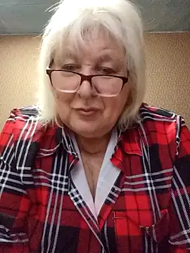 Alexia64231 online show from 12/17/25, 05:46