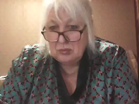 Alexia64231 online show from 01/15/26, 06:33