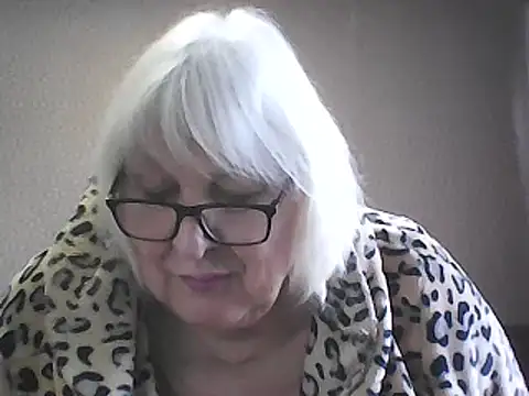 Alexia64231 online show from 02/01/26, 08:13