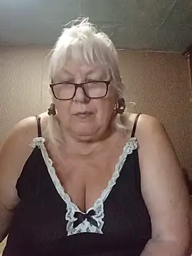 Alexia64231 online show from 07/07/26, 09:41