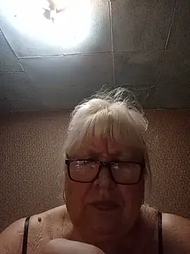Alexia64231 online show from 07/09/26, 01:53