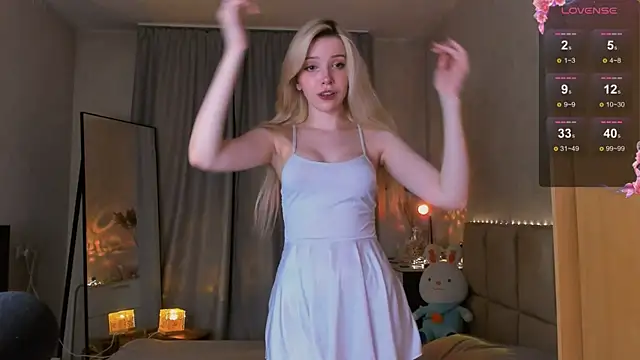 peachii meow online show from 10/02/25, 02:57